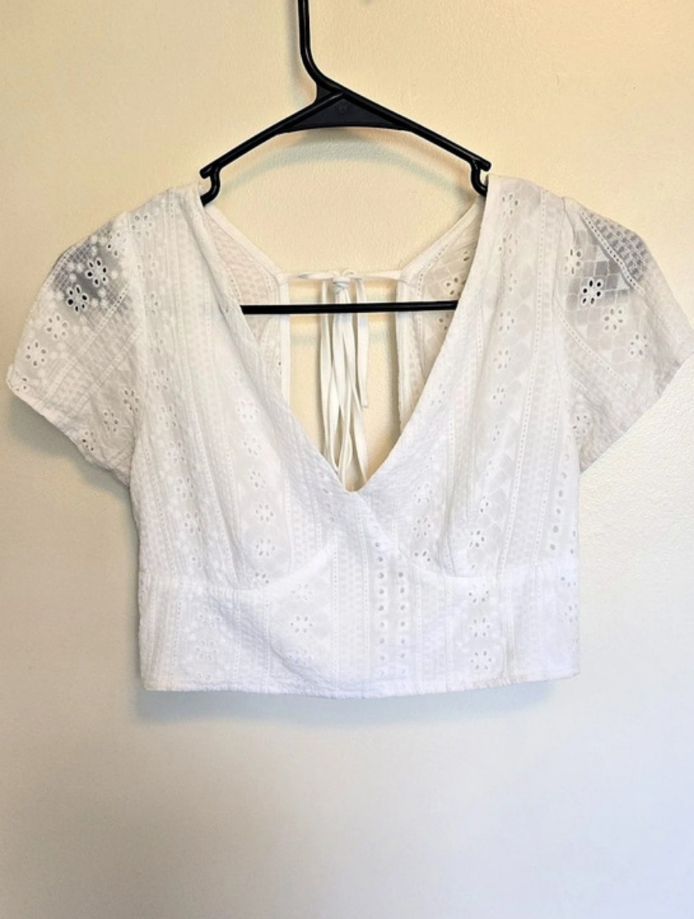 Altar'd State Nalia Eyelet Flutter Sleeve Tie Back Crop Top White Floral Boho